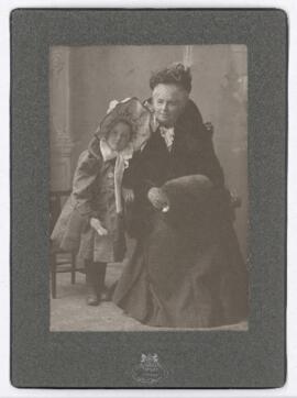 Photograph of Mrs. C.W. Meakins with daughter Marion (or other young girl of about 8 or 9 years)