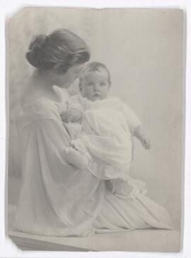 Photograph of Dorothy Meakins holding J.F. Meakins as a baby